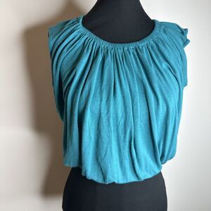 VTG Y2k HAPPENING IN THE PRESENT Teal Flowy Pleated Cropped Tank Top Size Small